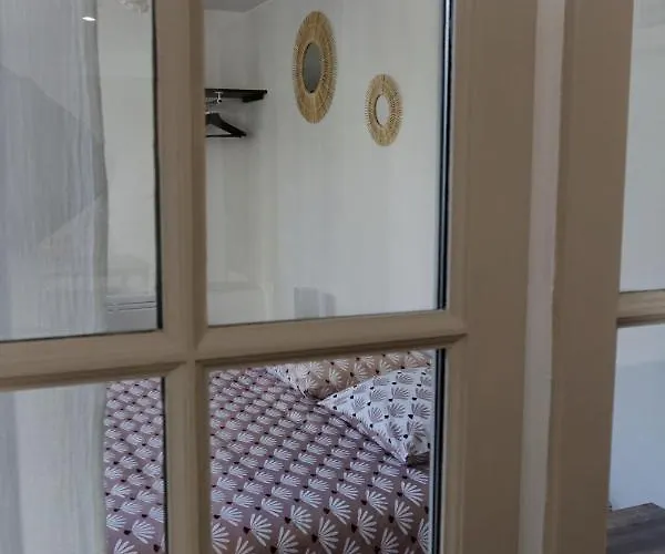 La Douce Cathare Διαμέρισμα *